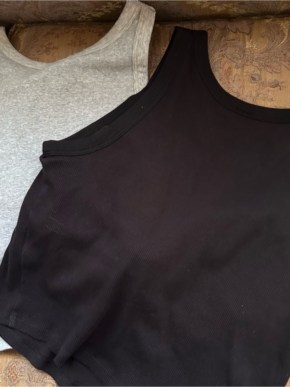 Uniqlo Women’s Ribbed Cropped Bra Top 3 Pack Size Medium - Picture 11 of 11